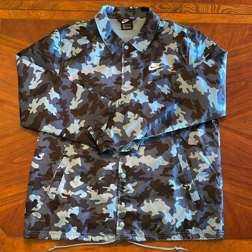 Nike Windbreaker